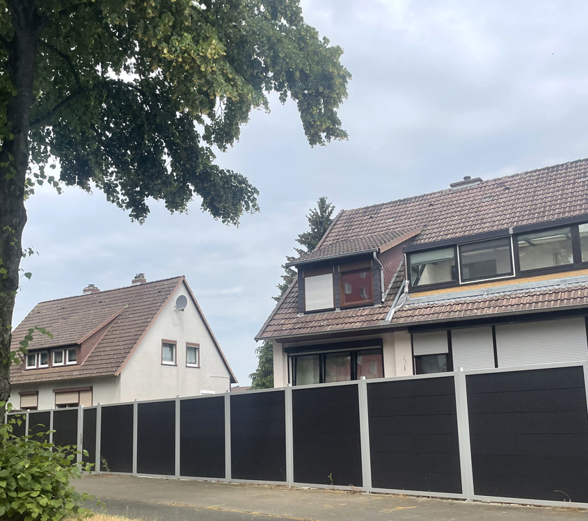 Why WPC Fencing Is The Perfect Solution for Urban Balconies?